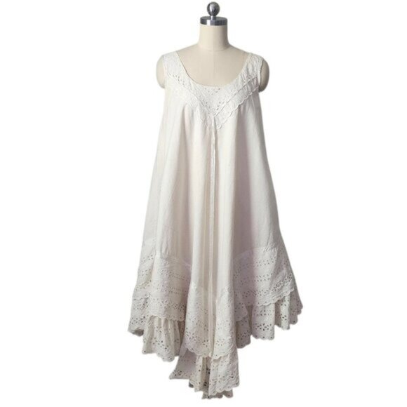 JOSEFA 70's Boho Bridal Eyelet Ruffle Folk Style Prairie dress with shawl/cape - Picture 13 of 16